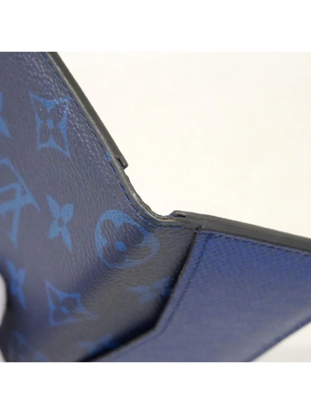 Louis Vuitton this authentic